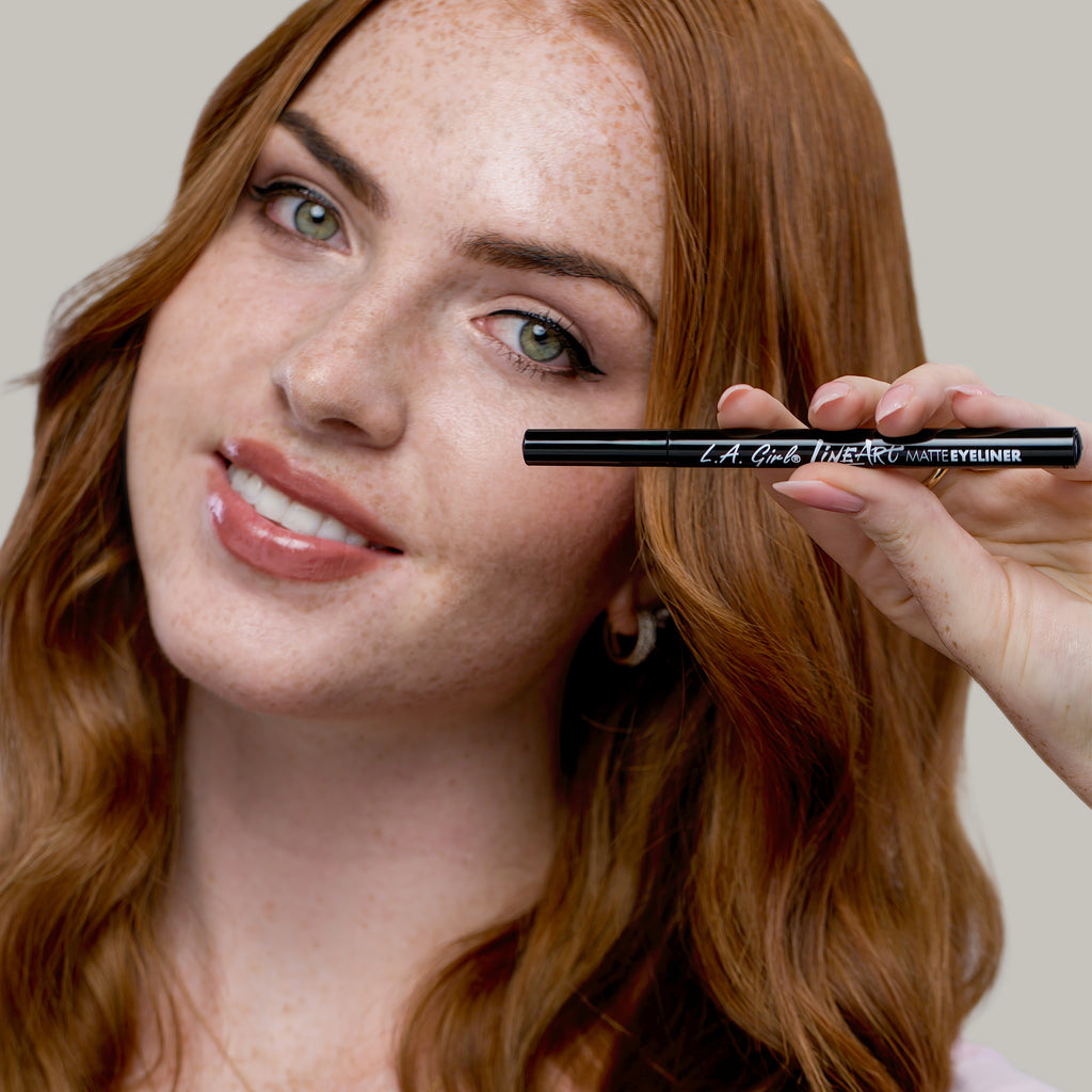 Line Art Matte Eyeliner