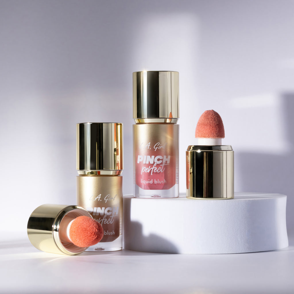 pinch_perfect_blush__lifestyle_01