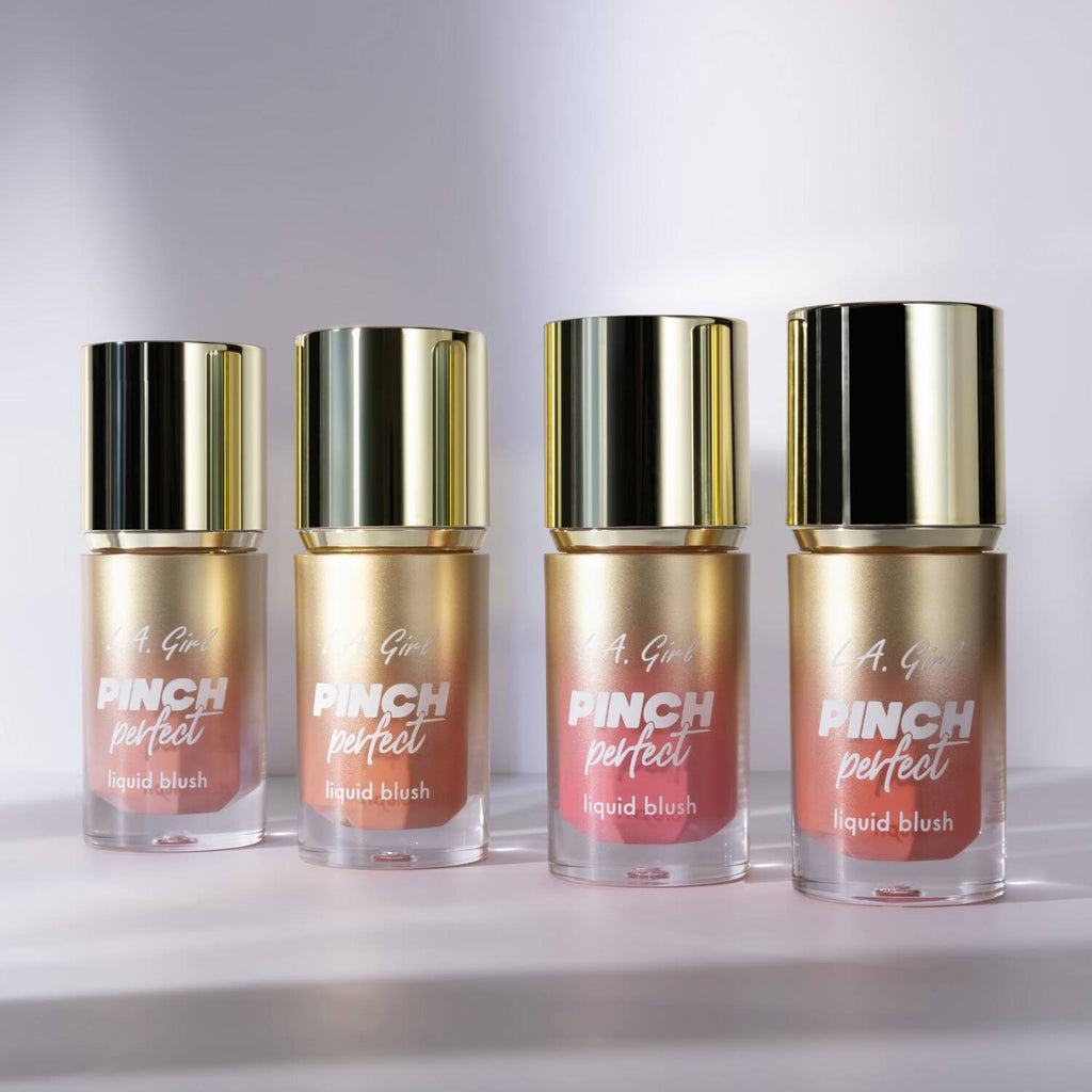 pinch_perfect_blush__lifestyle_02